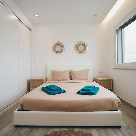 Sofia Atlantica * 劳林哈